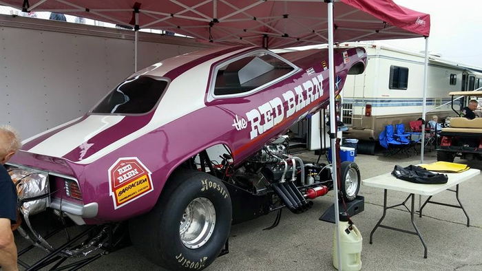 Red Barn Restaurant - Red Barn Themed Race Car (newer photo)